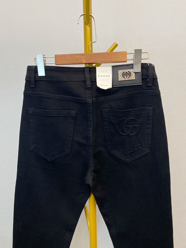 ブランドジーンズ角部分ディテール